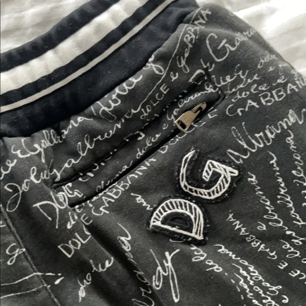 Dolce and Gabbana kids joggers - Picture 4 of 7